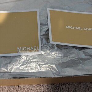MICHAEL KORS HOLIDAY WOMEN SHOES